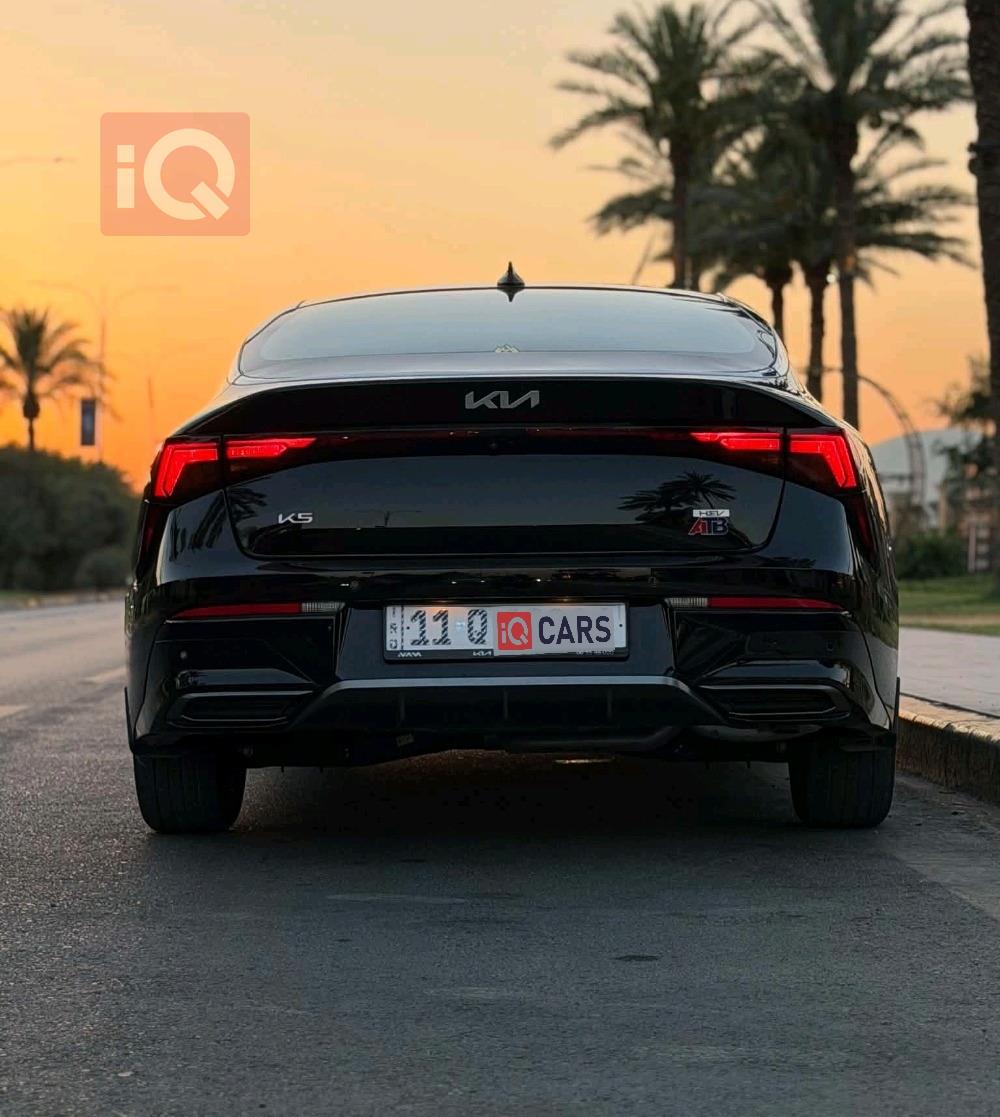 كيا K5